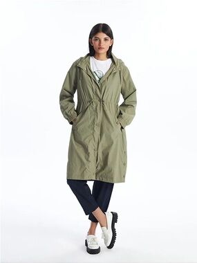 CALIN Limited Lightweight Jacket in Sage Green